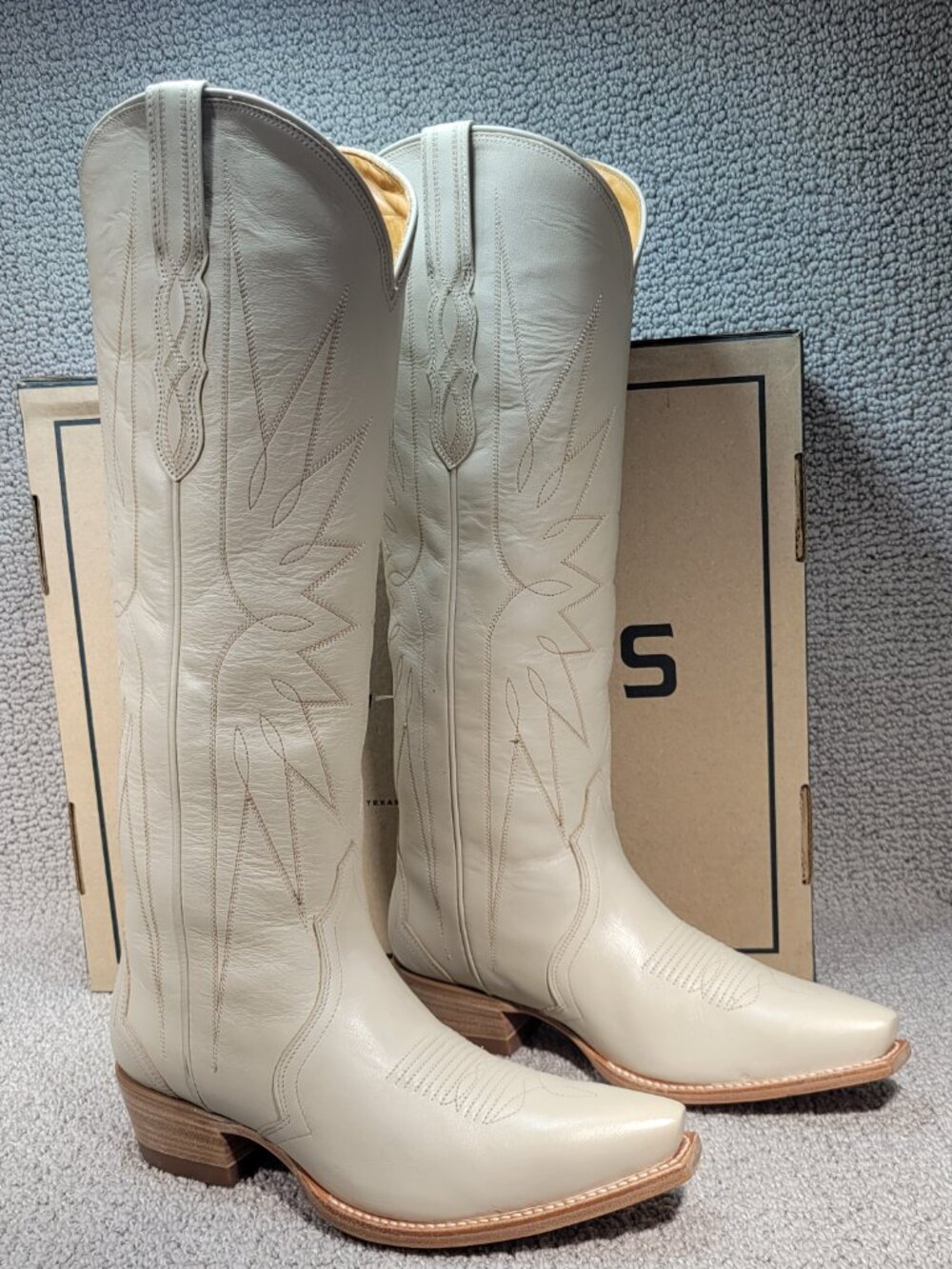 Tecovas The Loretta Women's US Size 8.5B Cream Cowhide Leather Cowgirl Boots - Picture 5 of 10